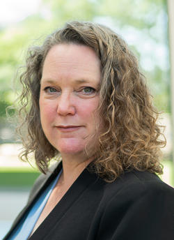 Headshot of Sarah Corr
